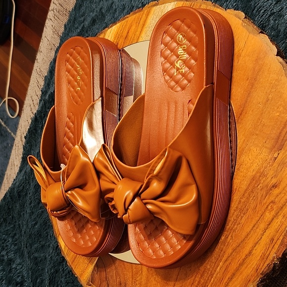NWT Rouge Tied Front Bow Sandals 7.5 Slides - Picture 3 of 12